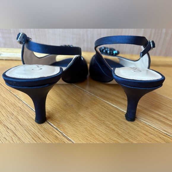 Caparros Slingback Sandals Open Toe Navy Blue Rhinestone Flower  Women’s 7B - Picture 3 of 6